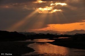 夕暮れの多摩川